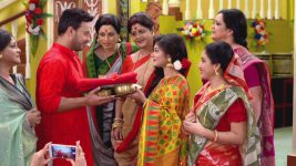 Kundo Phuler Mala S06E31 Ghungur's Post-wedding Rituals Full Episode