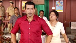 Kusum Dola S03E26 Ranajay Donates Blood To Iman Full Episode