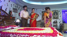 Lakshmi Kalyanam (Star Maa) S04E50 Kalyan, Lakshmi Decorate The Room Full Episode