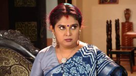 Lakshmi Kalyanam (Star Maa) S05E879 Rajeshwari Is in for a Shock Full Episode