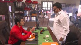Lek Mazhi Ladki S02E14 Govind Tries to Bribe Anand Full Episode