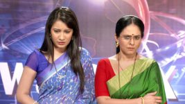 Lek Mazhi Ladki S03E32 Iravati and Sanika are Exposed Full Episode