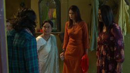 Madhabilata S01 E96 Yoshada Takes a Call