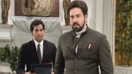 Main Laxmi Tere Aangan Ki S03E24 Rajvardhan's Illegal Business Full Episode