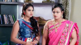 Malleeswari S02E17 Malleeswari Scolds Bhargavi Full Episode