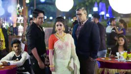 Mayar Badhon S06E37 Riddhi Creates a Scene! Full Episode