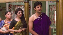 Mere Angne Mein S17E63 Chandra Prakash Fights For Aarti Full Episode