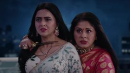 Naga Kannike S07 E63 Pranitha's life is in great peril