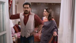 Nakalat Saare Ghadle S02E14 Neha Confronts Prataprao Full Episode