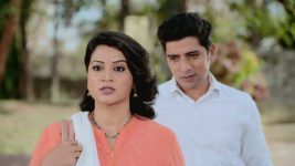 Nakalat Saare Ghadle S02E324 Sanjay Misbehaves with Neha Full Episode
