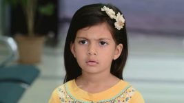 Nakalat Saare Ghadle S02E325 Pari Helps Prataprao Full Episode