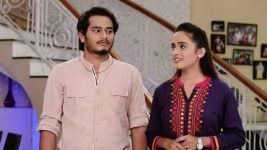 Nakalat Saare Ghadle S02E396 Prince, Swati on a Mission Full Episode