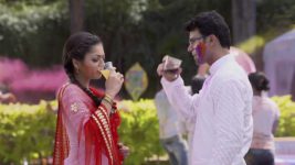 Pardes Mein Hai Meraa Dil S03E17 Parth Spikes Naina's Drink Full Episode