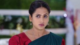 Piriyadha Varam Vendum S01E194 18th March 2020 Full Episode
