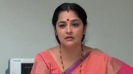 Raktha Sambandam S01E29 17th May 2018 Full Episode