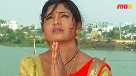 Ramulamma S04E19 Ravali, Rudramma Pray for Gowtham Full Episode