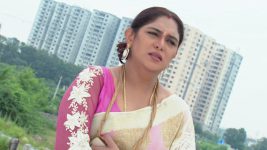 Ramulamma S08E21 Indrani Seeks Bhavani's Help Full Episode