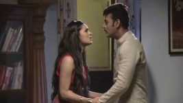 Saam Daam Dand Bhed S04E13 Mandira in Vijay's Embrace Full Episode