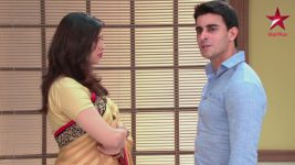 Saraswatichandra S04E14 Naveenchandra and Alak argue Full Episode