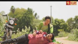 Saravanan Meenatchi S09E25 Meenakshi takes Vettaiyan home Full Episode