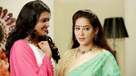 Saravanan Meenatchi S15E04 Meenakshi Convinces Lakshmi Full Episode