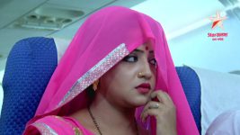 Tomay Amay Mile S26E07 Ushoshi Boards the Flight! Full Episode
