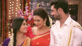 Yeh Hai Mohabbatein S32E38 Adi, Aliya To Perform The Puja Full Episode