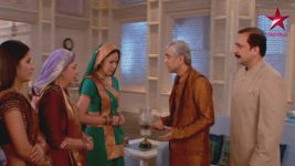 Yeh Rishta Kya Kehlata Hai S08E71 Dadaji gets enraged at Gayatri Full Episode