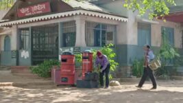 Post Office Ughade Aahe S01 E08 Tulaskar Suttivar Ahet