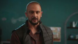 Apharan S02 E09 Rudra loses control!