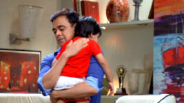 Badi Door Se Aaye Hain S01 E583 Daulatram's Fatherly Duties