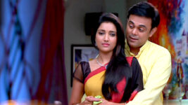 Badi Door Se Aaye Hain S01 E81 Vasant Gets Romantic With Varsha