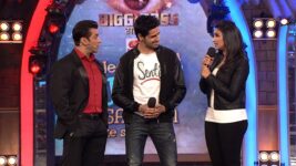 Bigg Boss (Colors tv) S07 E70 The rapid fire round