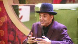 Bigg Boss (Colors tv) S16 E92 New year eve with Dharmendra