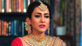 Naagini (Tamil) S06 E75 Sanjana gets provoked