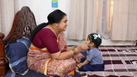 Baakiyalakshmi S01 E763 Eshwari Bonds with Nila