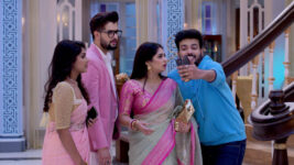Bangla Medium S01 E103 Arko Praises Indira