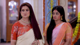 Bangla Medium S01 E93 Ananya Challenges Indira