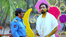 Brahma Mudi S01 E30 Raj Has Doubts