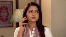 Meyebela S01 E59 Chandni Calls Dr. Dasgupto?