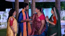 Moti Baa Ni Nani Vahu S01 E430 Mann and Mohini get married