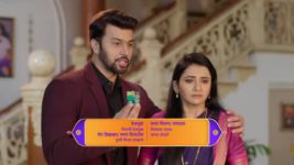 Tharala Tar Mag S01 E153 Arjun, Sayali Are Embarrassed