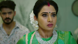 Krishnamma Kalipindhi Iddarini S01 E32 A Shocker for Sunandha