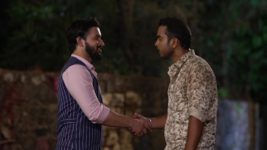 Man Dhaga Dhaga Jodate Nava S01 E32 Anshuman Meets Sarthak