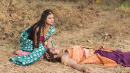 Chandira Nandhini S02 E24 Chandhira Battles for Life