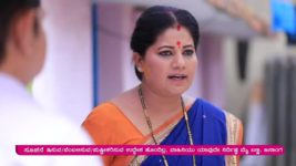 Lakshana S01 E525 Shweta is upset that Nakshatra has found her home again