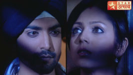 Geet Hui Sabse Parayi S08 E45 Geet and Maan Hide in a Room