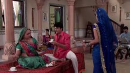 Diya Aur Baati Hum S01E62 Meenakshi and Vikram cheat Sooraj Full Episode