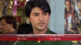 Diya Aur Baati Hum S03E05 Sooraj sees the divorce papers Full Episode