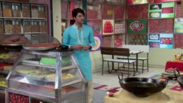 Diya Aur Baati Hum S06E09 Sooraj Goes to Sign the Deal Full Episode